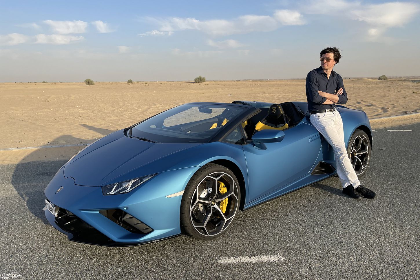 How to rent out an auto in Dubai